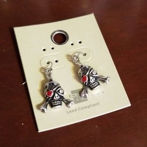 Skull earrings